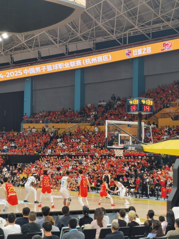 旭阳配资 总决赛战成1比1 重回同一起跑线 北汽和方兴渡将移师北京继续对抗